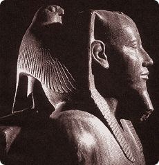 kephren_and_horus.jpg