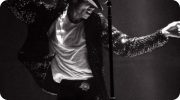 michael-jackson-performs-in-concert-circa-1995-photo-by-kevin-mazur_wireimage